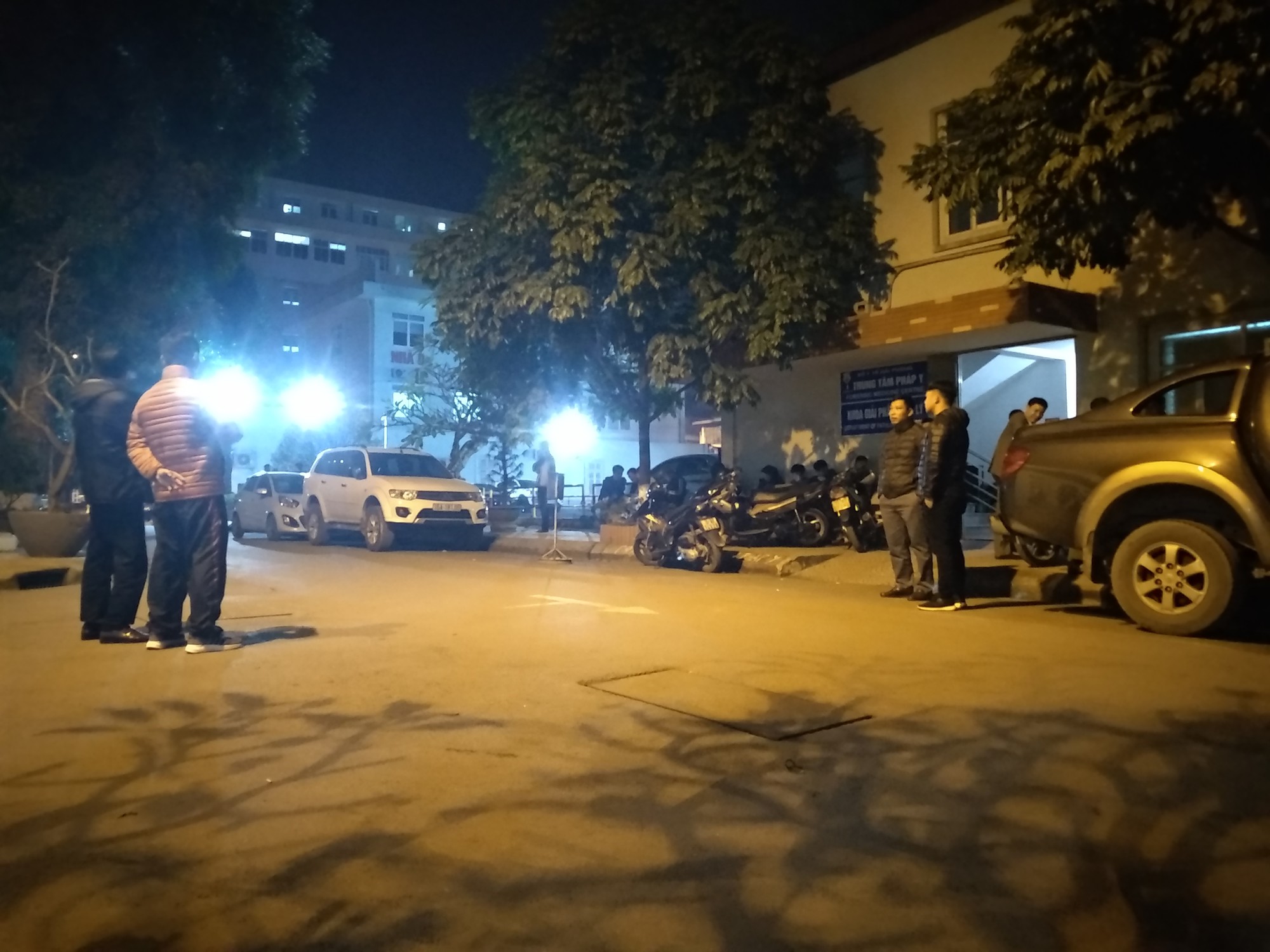 Nghi phạm chém hàng xóm tử vong tại bệnh viện tâm thần - Ảnh 2.