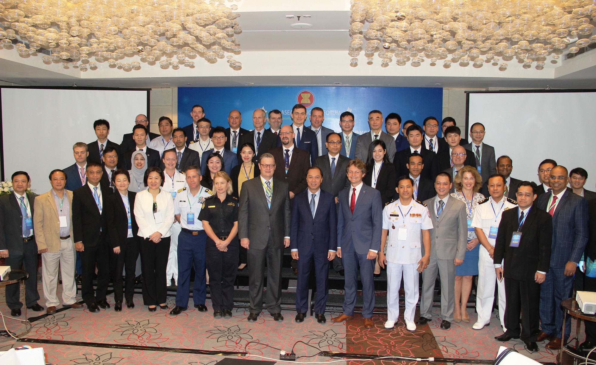 ASEAN - &Uacute;c - EU t&igrave;m giải ph&aacute;p hợp t&aacute;c tr&ecirc;n biển - Ảnh 2.