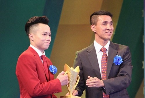 Lê Thanh Tùng, Bùi Thu Thảo đăng quang Cúp Chiến thắng