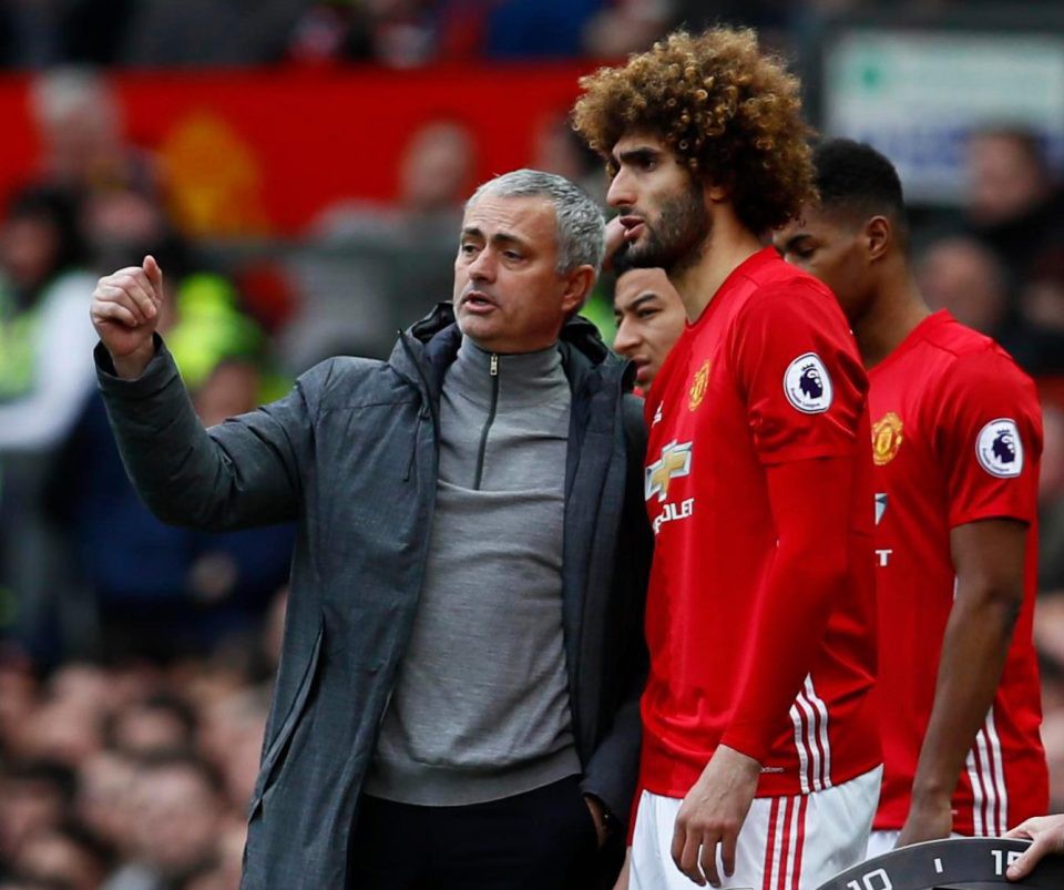 Bất chấp đề nghị của Mourinho, Fellaini quyết ra đi
