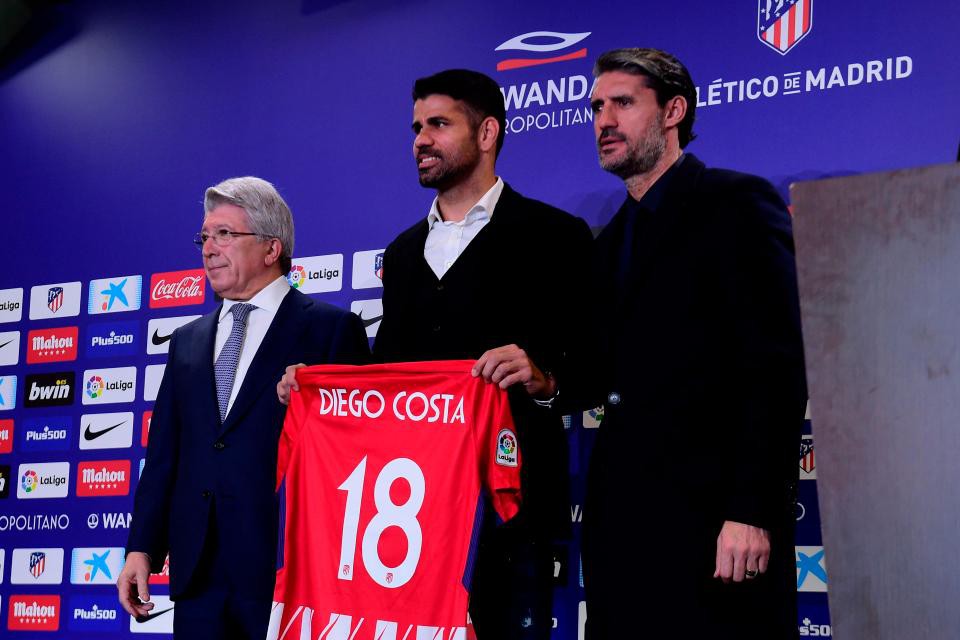 Atletico Madrid ra mắt cùng lúc 2 ngôi sao tấn công - Ảnh 1.