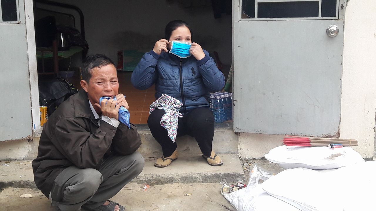 Ph&aacute;t hiện thi thể nam thanh ni&ecirc;n chết tư thế treo cổ tại nh&agrave; trọ - Ảnh 3.