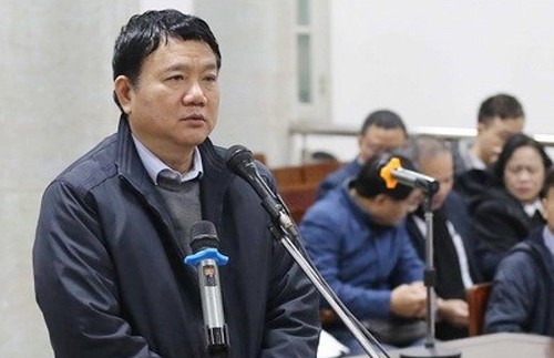 Luật sư truy vấn ông Đinh La Thăng tại tòa