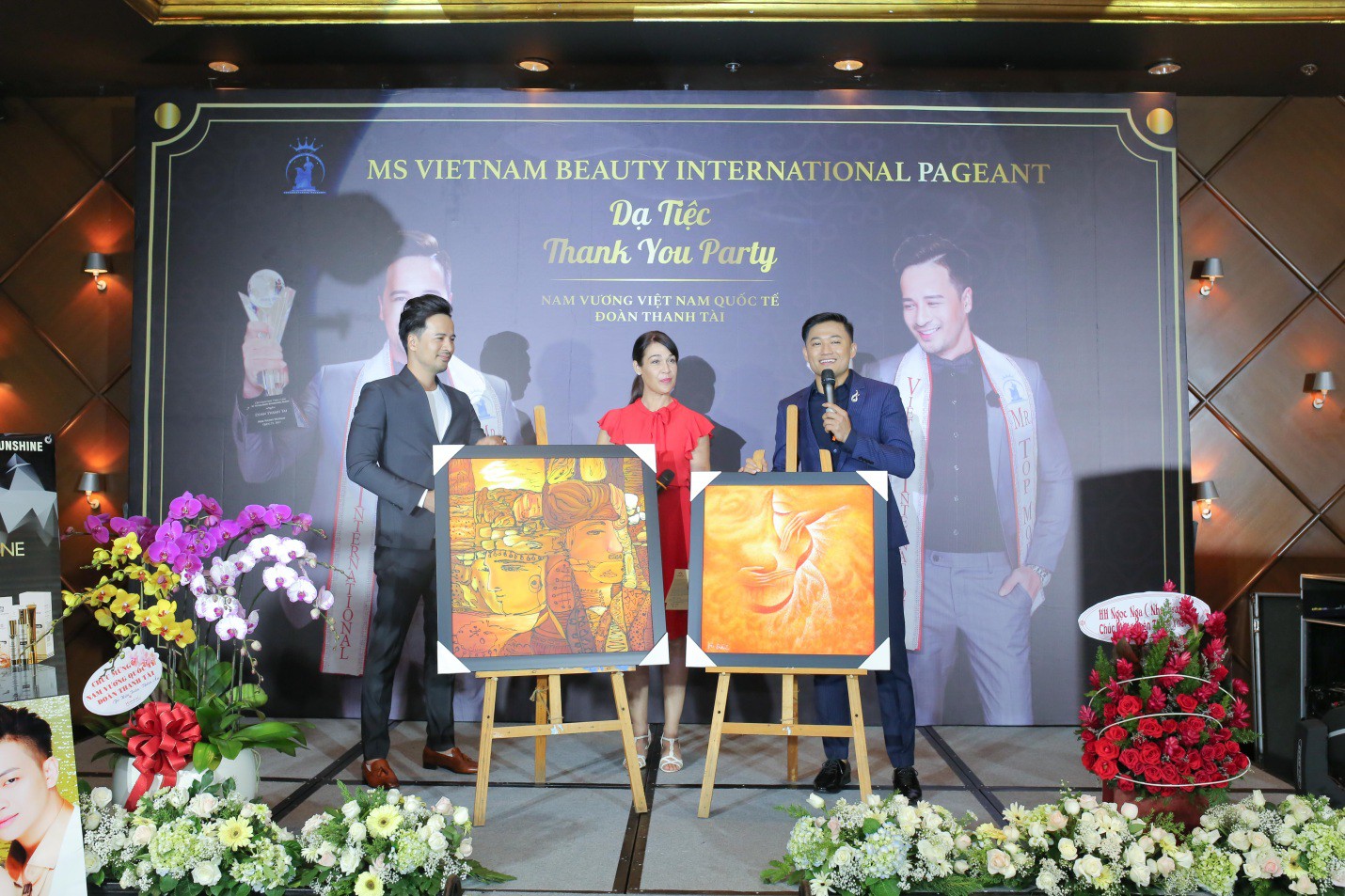 Đo&agrave;n Thanh T&agrave;i - Qu&yacute; B&igrave;nh b&aacute;n tranh g&acirc;y quỹ từ thiện - Ảnh 1.