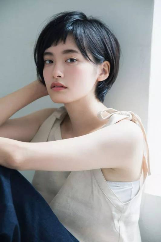 14 kiểu t&oacute;c xu hướng 2018 gi&uacute;p bạn trẻ hơn - Ảnh 2.