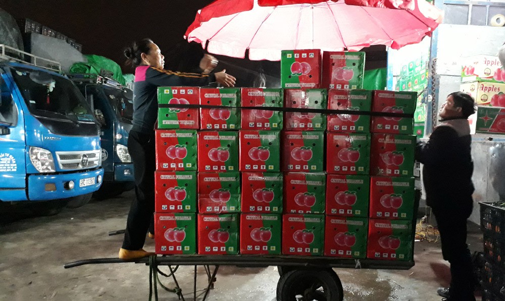 Xa chồng, nữ phu xe Hải Dương gặp ng&atilde; rẽ bất ngờ - Ảnh 2.