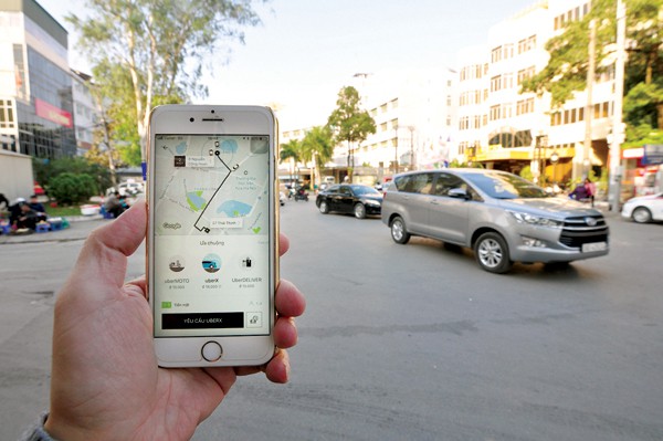 Có nên quy định giá trần, giá sàn cho Uber, Grab?