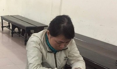 Ông chủ hớ hênh và lòng tà của cô giúp việc