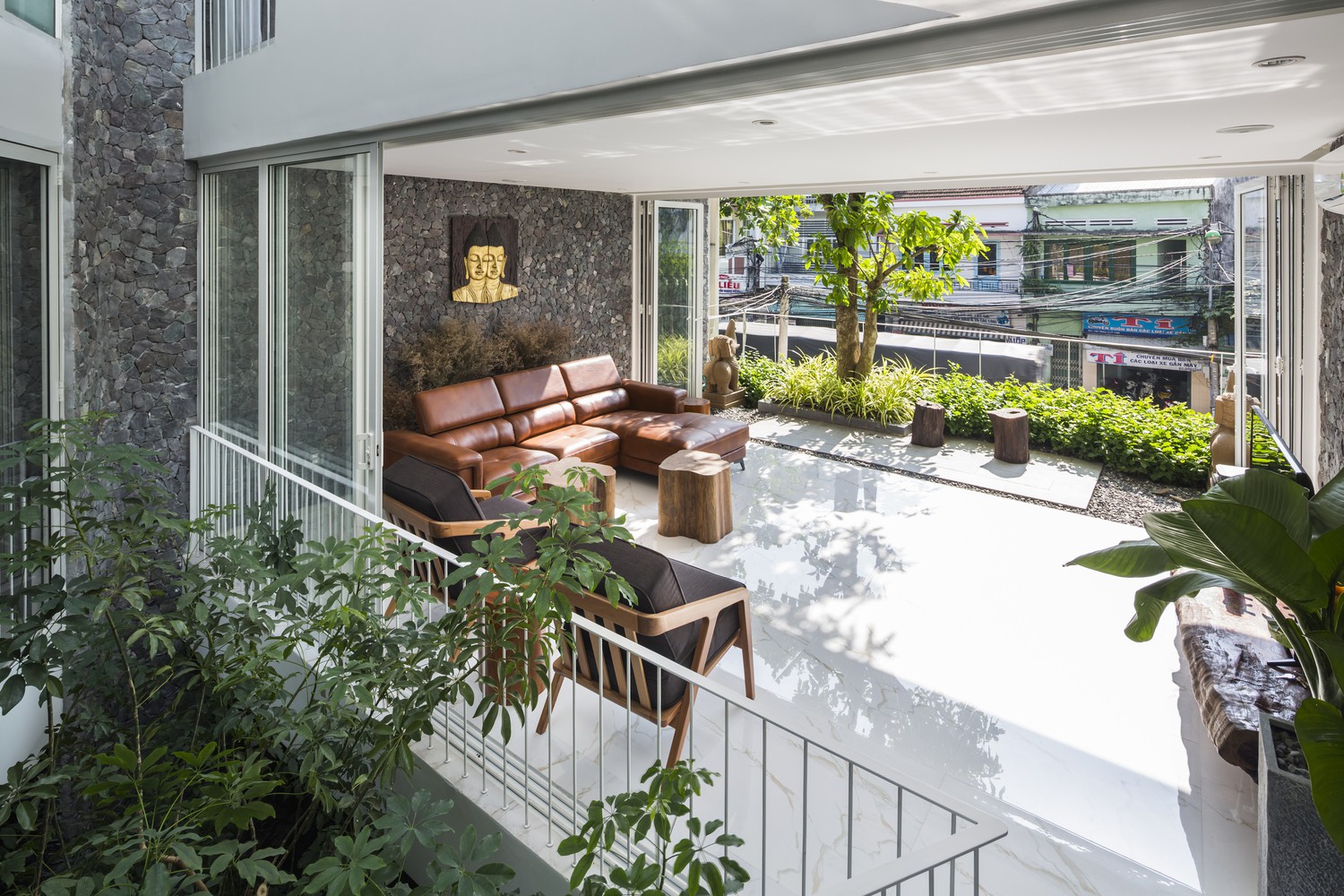 Ng&ocirc;i nh&agrave; đẹp ở Nha Trang l&ecirc;n trang nhất b&aacute;o T&acirc;y - Ảnh 15.