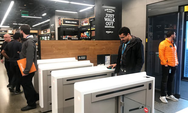 “Phát sốt” với cửa hàng không quầy tính tiền của Amazon