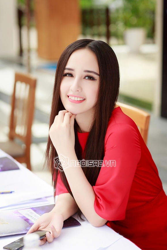 Mai Phương Th&uacute;y l&agrave;m gi&aacute;m khảo Hoa hậu Ho&agrave;n vũ Việt Nam 2017 - Ảnh 6.