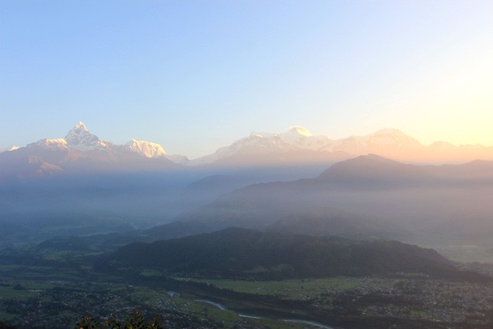 Đến Sarangkot ngắm b&igrave;nh minh tr&ecirc;n d&atilde;y Himalaya - Ảnh 7.
