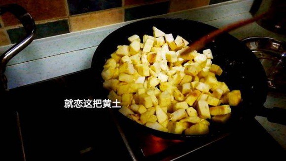 Quên bánh mì kẹp đi, thử bánh mì... xào! - Ảnh 7.
