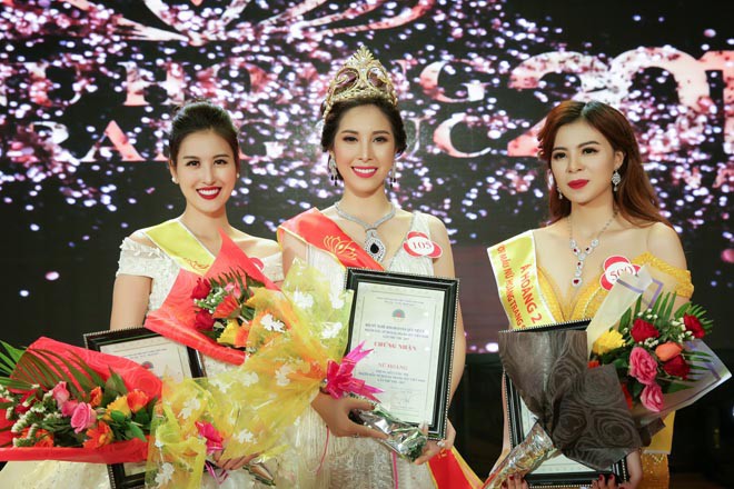 Người đẹp Mỹ Duyên đăng quang Nữ hoàng trang sức