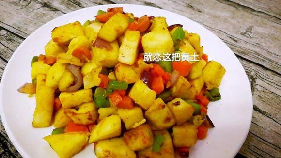 Quên bánh mì kẹp đi, thử bánh mì... xào!