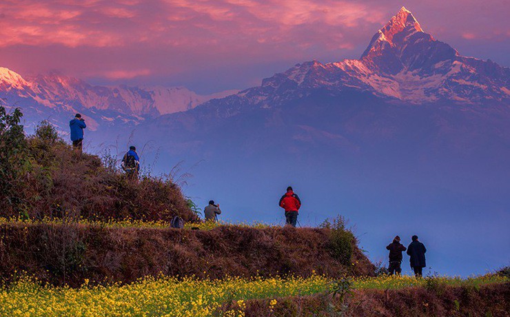 Đến Sarangkot ngắm b&igrave;nh minh tr&ecirc;n d&atilde;y Himalaya - Ảnh 2.