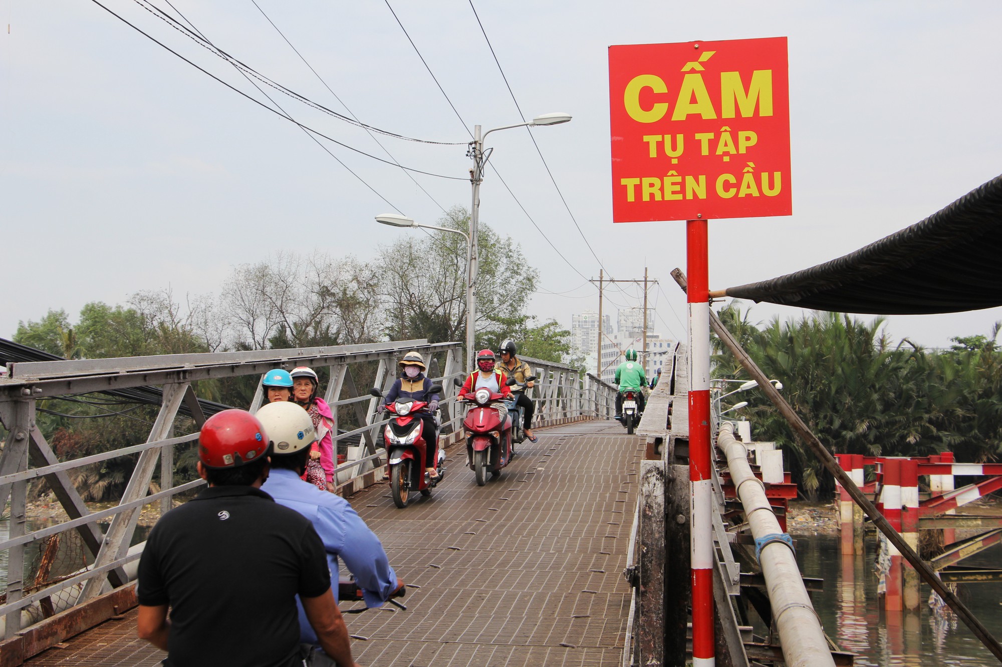 Th&oacute;t tim qua những c&acirc;y cầu... &ldquo;răng rụng&rdquo; - Ảnh 14.