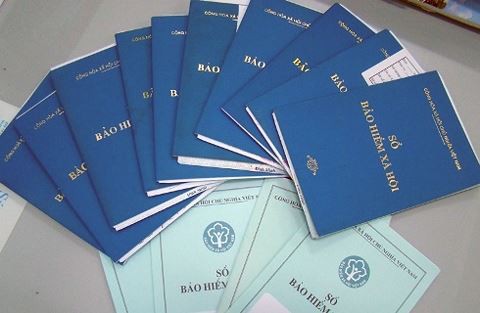 Cảnh báo rủi ro từ việc thế chấp sổ BHXH để vay tiền