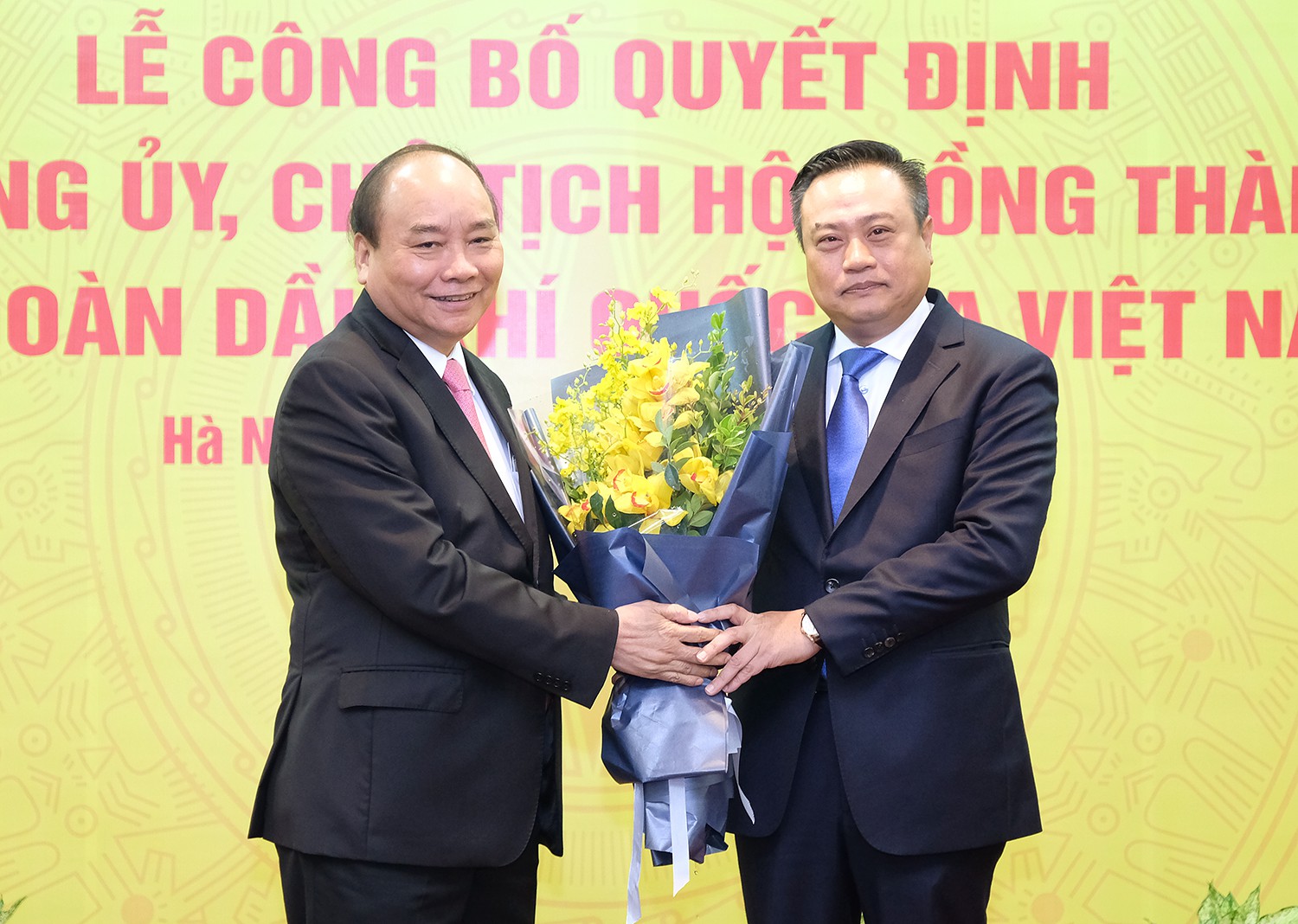 Thủ tướng trực tiếp trao quyết định bổ nhiệm t&acirc;n Chủ tịch PVN - Ảnh 2.
