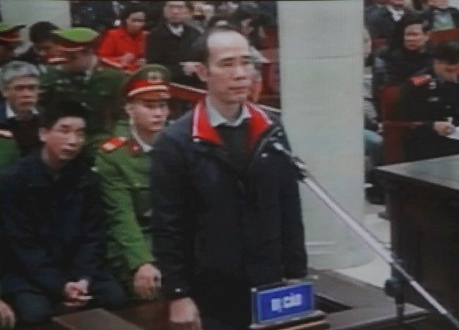 Tòa xử ông Đinh La Thăng và đồng phạm: Thẩm vấn bị cáo Vũ Đức Thuận