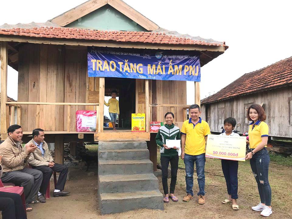 Hỗ trợ nhà ở cho CNVC-LĐ và người nghèo