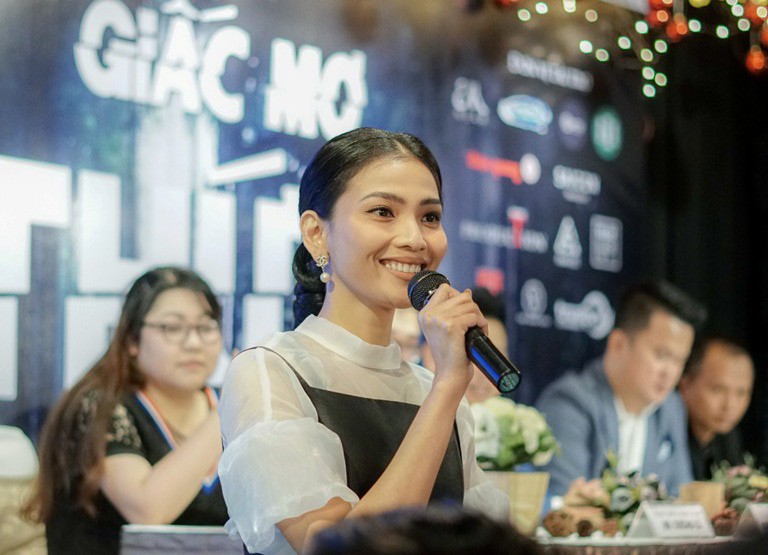Trương Thị May t&aacute;i xuất m&agrave;n ảnh rộng bằng vai ma mị - Ảnh 1.