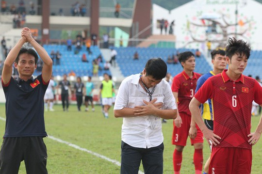 Có nên bỏ giải Quả bóng vàng 2017?