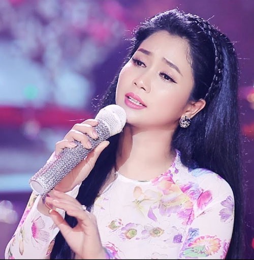 Bầu chọn Giải Mai V&agrave;ng 2018: Ca sĩ h&aacute;t nhạc &acirc;m hưởng d&acirc;n ca n&agrave;o may mắn? - Ảnh 5.