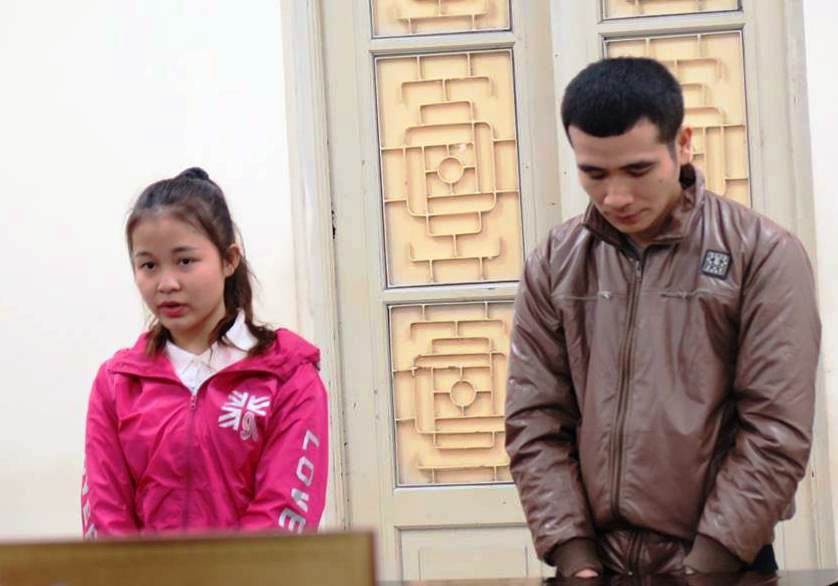 C&ocirc; g&aacute;i 18 tuổi xinh đẹp lĩnh &aacute;n tử v&igrave; vận chuyển 10 b&aacute;nh heroin - Ảnh 1.