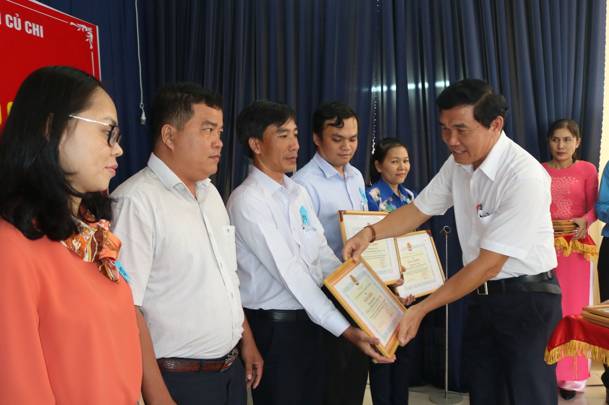 N&acirc;ng ph&uacute;c lợi cho người lao động - Ảnh 1.
