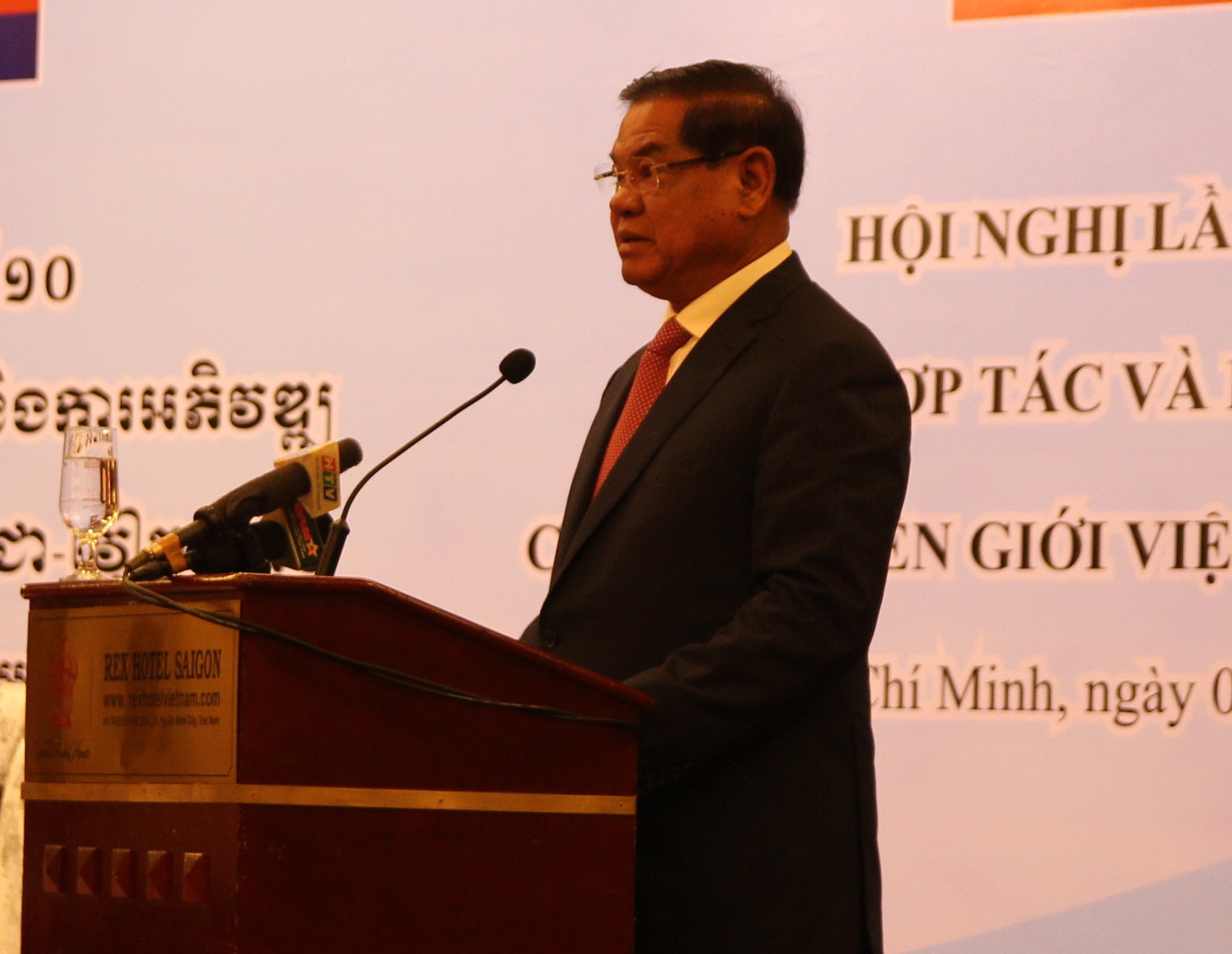 Việt Nam-Campuchia đặc biệt ch&uacute; trọng hợp t&aacute;c v&agrave; ph&aacute;t triển c&aacute;c tỉnh bi&ecirc;n giới - Ảnh 3.