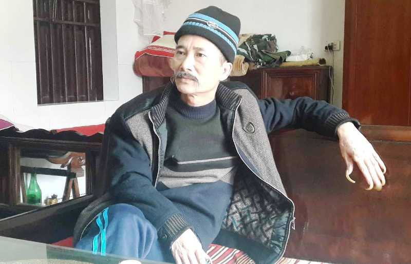 Thực hư người đ&agrave;n &ocirc;ng bị vợ nhốt trong lồng sắt hơn 3 năm - Ảnh 2.