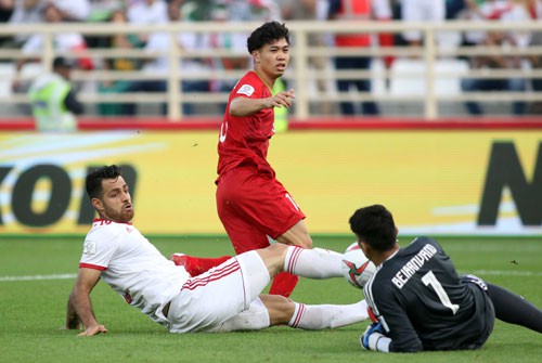 Việt Nam - Iran 0-2: Gạt qua thất bại, quyết đấu Yemen