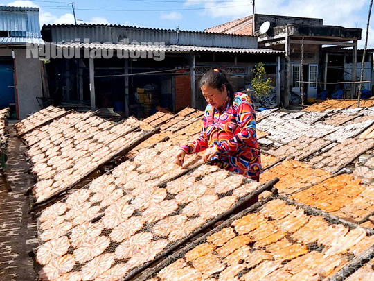 L&yacute; do thu nhập &ldquo;khủng&rdquo; dịp Tết ở l&agrave;ng kh&ocirc; C&aacute;i Đ&ocirc;i V&agrave;m - Ảnh 4.