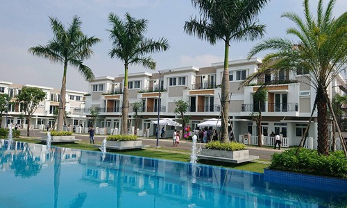 Nhà phố thương mại xây sẵn ở TP HCM tăng giá gấp đôi
