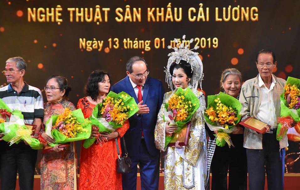 Đại tiệc của s&acirc;n khấu cải lương - Ảnh 1.