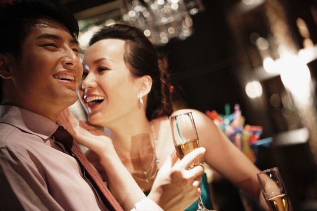 Tôi từ bỏ làm kẻ thứ ba chỉ vì một câu nói của vợ anh - Ảnh 1.