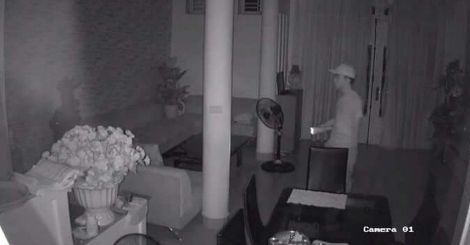 Dùng súng nhựa, bịt mặt cướp 1 tỉ đồng tại chung cư cao cấp ở Hà Nội