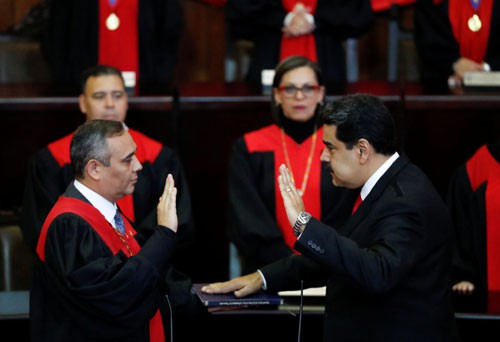 Venezuela tăng lương tối thiểu 300%