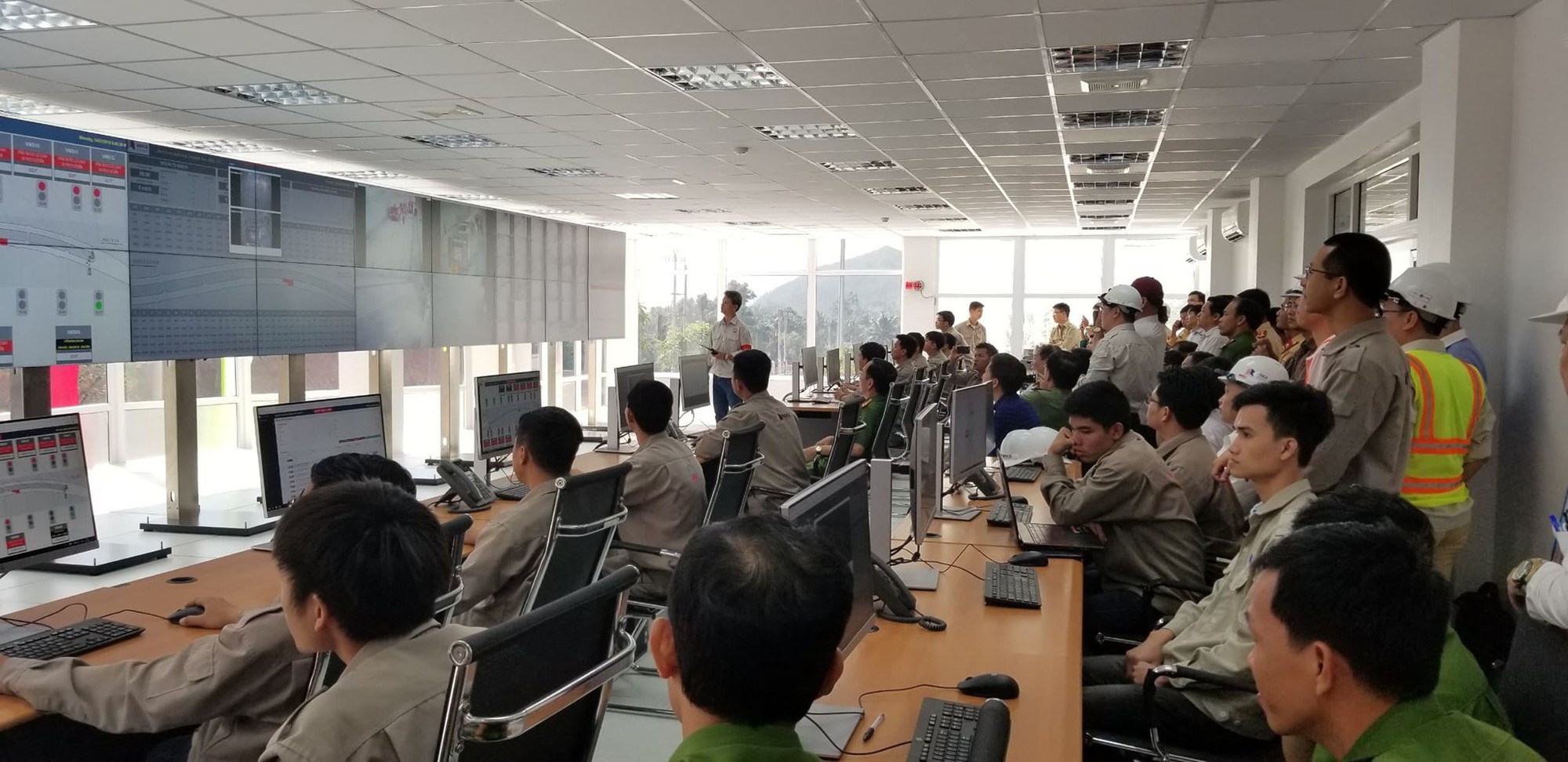 Nghiệm thu, đưa vào sử dụng hầm đèo Cù Mông