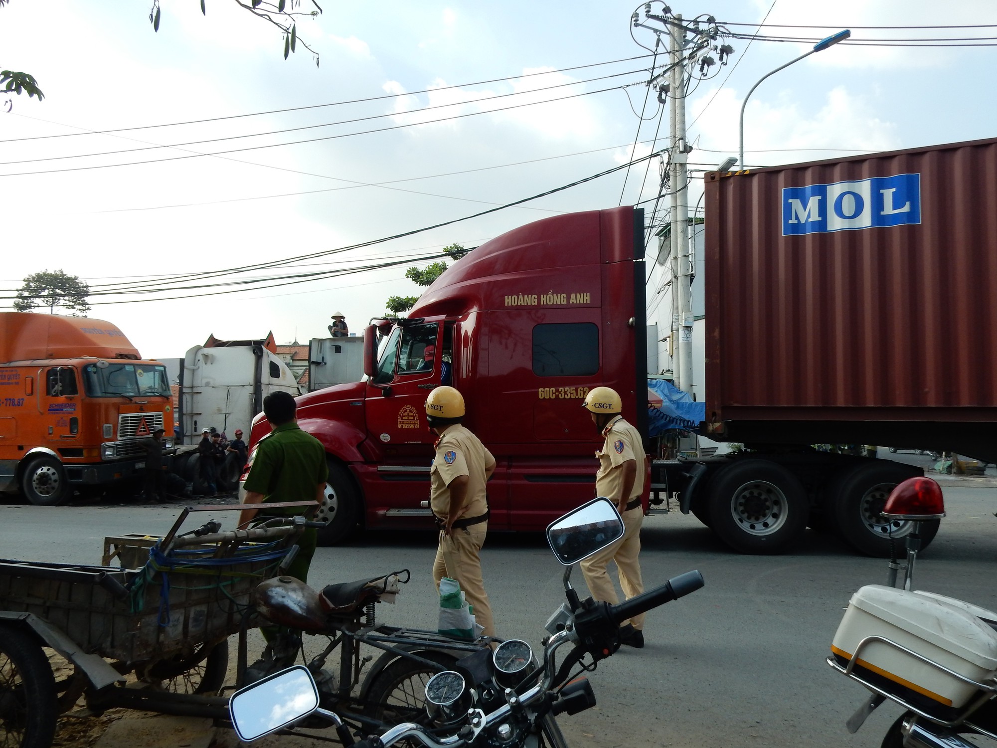 Lý lịch bất hảo và lời khai bất ngờ của tài xế nghiện tại công an - Ảnh 5.
