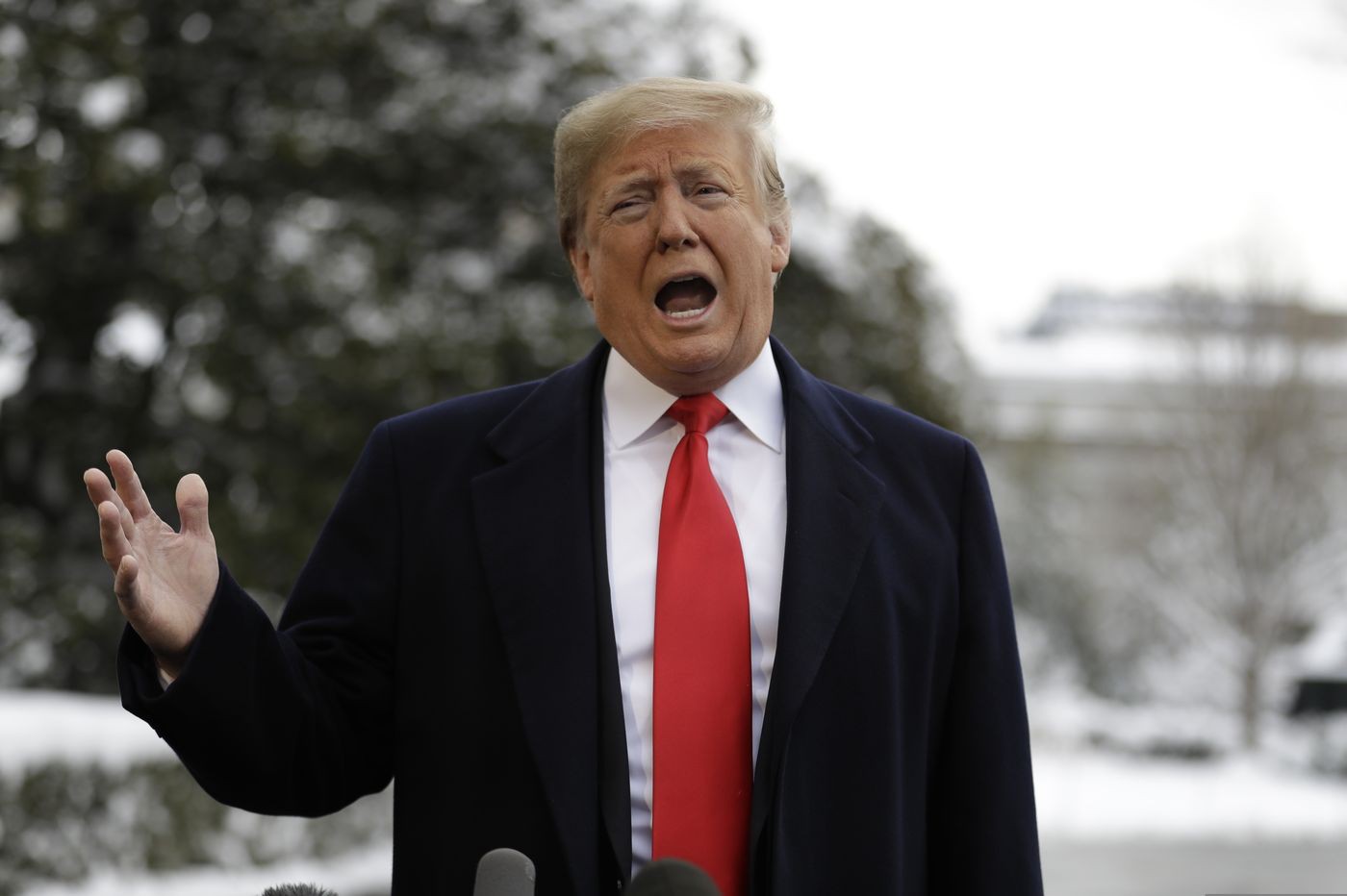 Hết nhịn nổi, ông Trump lên tiếng về mối quan hệ với Nga