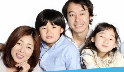 Góc khuất thuê "người thân"