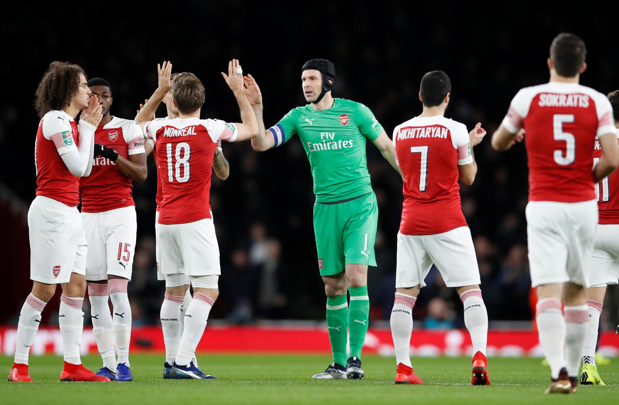 Thủ th&agrave;nh Petr Cech sẽ treo găng v&agrave;o cuối m&ugrave;a - Ảnh 1.
