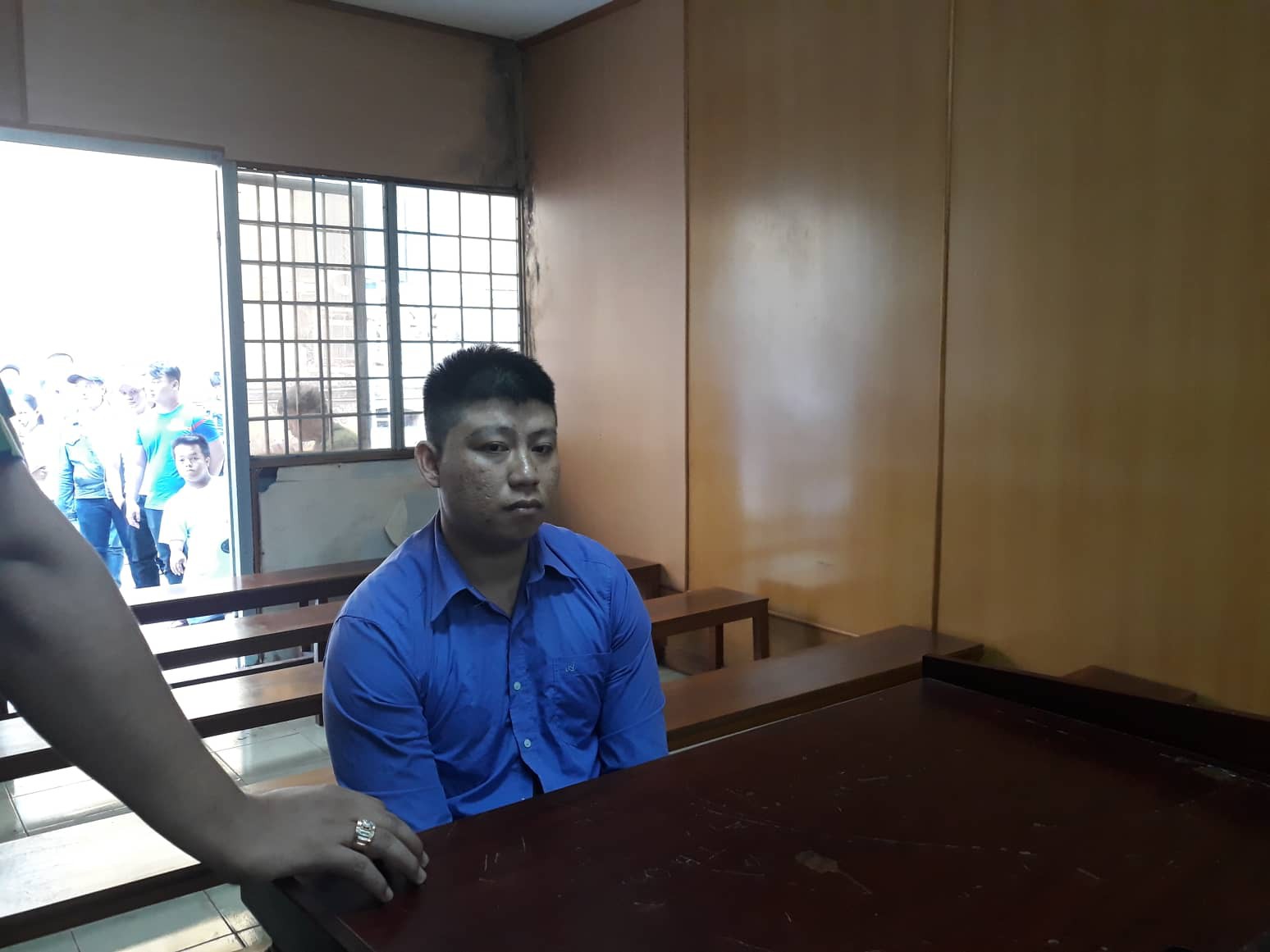 Mất mạng vì liên tục khủng bố nhà con nợ