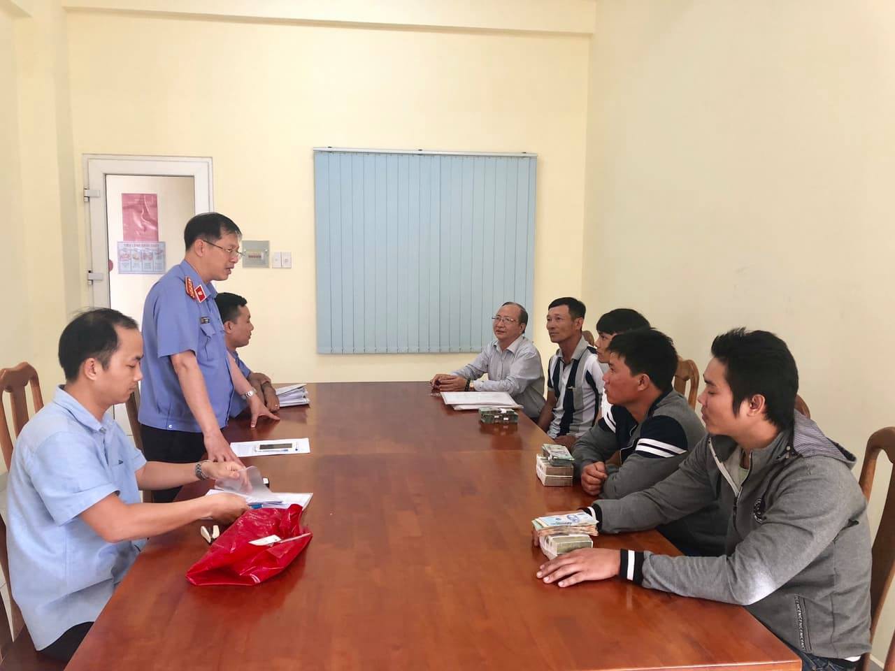VKSND huyện Bình Chánh bồi thường 820 triệu đồng cho 3 thanh niên bị oan sai