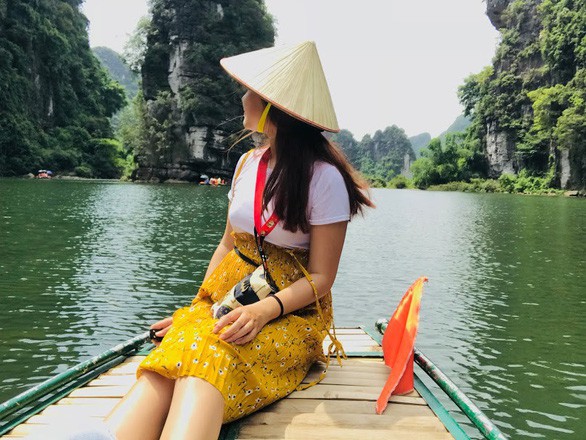 Về n&uacute;i rừng h&ugrave;ng vĩ ở cố đ&ocirc; Ninh B&igrave;nh - Ảnh 8.