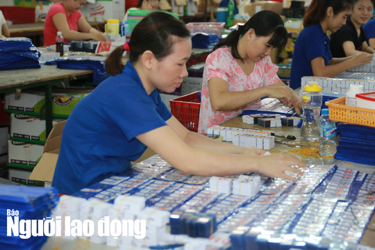 Mức đ&oacute;ng của NLĐ v&agrave;o quỹ hưu tr&iacute; bổ sung tự nguyện - Ảnh 1.