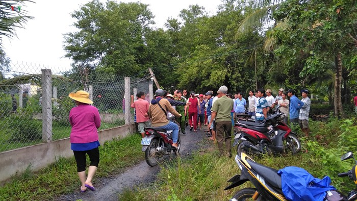 Quảng Nam: Thanh niên lao vào trạm xá đâm chết người, ra đầu thú
