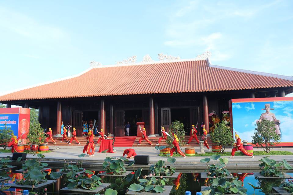 Kh&aacute;nh th&agrave;nh tượng Đức Lễ Th&agrave;nh Hầu Nguyễn Hữu Cảnh - Ảnh 1.
